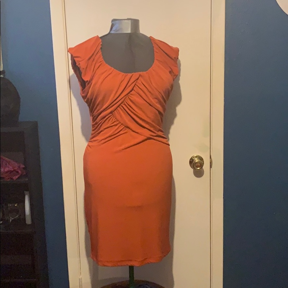Bodycon dress with ruching at bodice